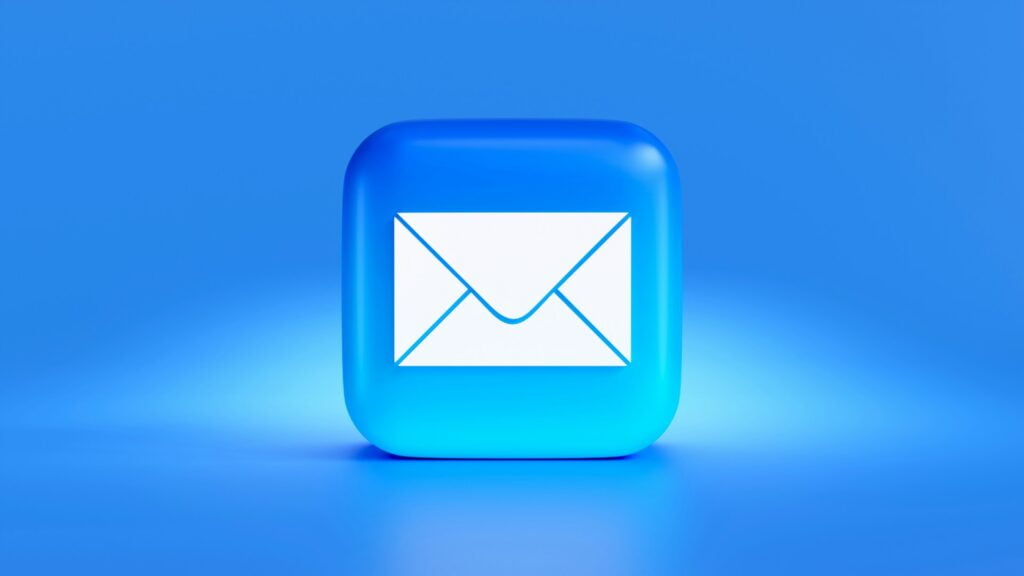 Contoh Studi Kasus: Penggunaan Email Hosting Untuk Memperkuat Komunikasi Bisnis 1 penggunaan email hosting